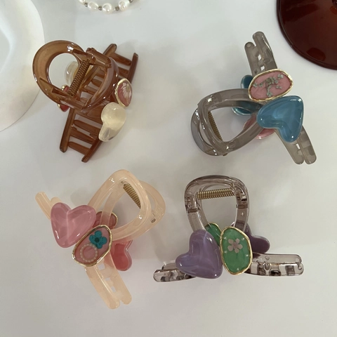 Koreaanse Stijl Hart Bloemen Patchwork Haarklem Gelei Kleur Hars Haarklem Voor Vrouwen Elegant Zoet Haaraccessoires