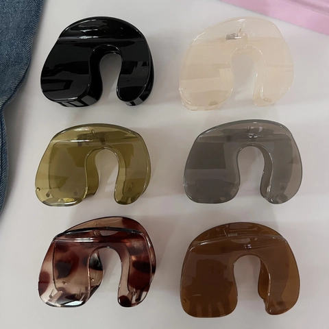 Vintage Morandi Color Hair Claw Clips For Women Large Plastic Resin Shark Hair Clips Non-Slip Hair Grasp Styling Accessories