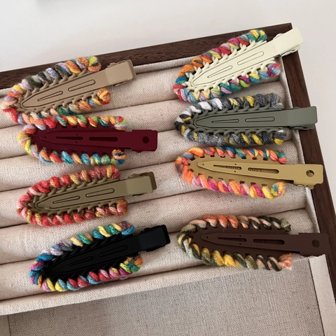 Contrast Color Knitted Wool Hair Clip Sweet Cool Colorful Duckbill Clip For Women Autumn Winter No Trace Hairpin Accessory