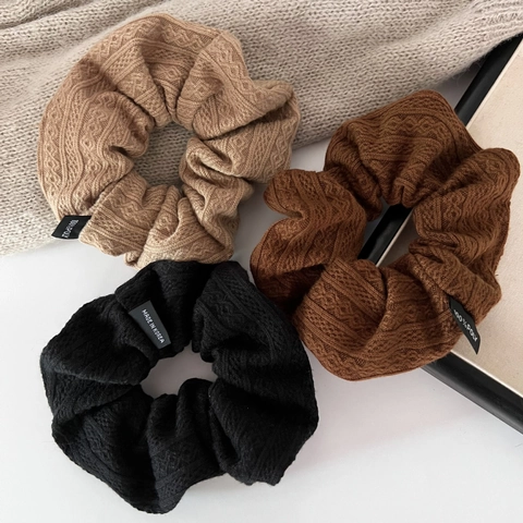 Women Knitted Cable Pattern Scrunchies Autumn Winter Soft Polyester Elastic Hair Ties Ponytail Holder Headwear