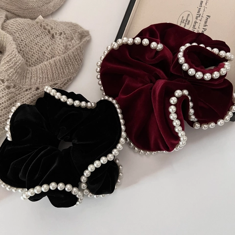 Large Velvet Scrunchies With Faux Artificial Pearl Elegant French Retro Hair Ties For Women Vintage Solid Color Elastic Hair Bands Accessories