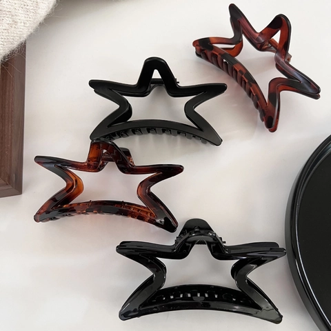 Große Stern Haarklammer Minimalistisch Mattiert Schildpatt Schwarz Harz Haargreifer Für Damen Elegante Hohlstern Haarschmuck