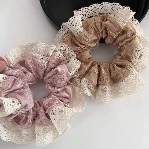 French Style Elegant Lace Edge Velvet Fabric Scrunchies Vintage Sweet Large Hair Ties For Women Fashion Hair Accessories