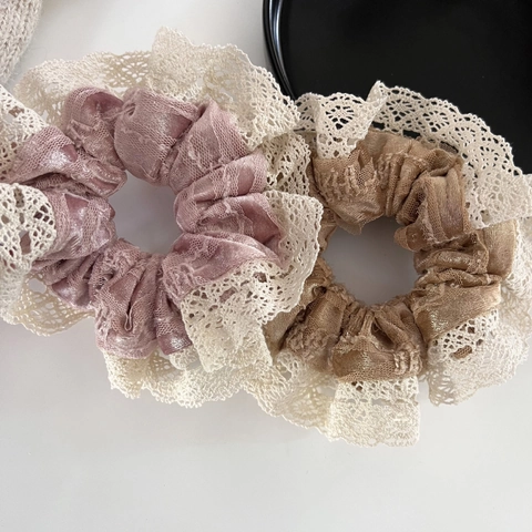 French Style Elegant Lace Edge Velvet Fabric Scrunchies Vintage Sweet Large Hair Ties For Women Fashion Hair Accessories