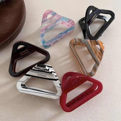 Acetat Hohl Dreieck Haarkralle Für Damen Klein Geometrisch Hai Clip Koreanischer Stil Haarschmuck Für Halb Gebundenes Haar