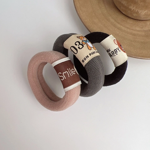 Fasce per Capelli da Donna con Motivo a Orsetto dei Cartoni Animati Etichetta in Tessuto Scrunchies Fatti a Mano in Tessuto ad Alta Elasticità Gioielli