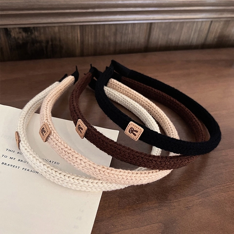 Women's Korean Style Knitted Yarn Headband With Cute Rabbit Leather Patch Simple Thin Hair Band Autumn Winter Hair Accessories
