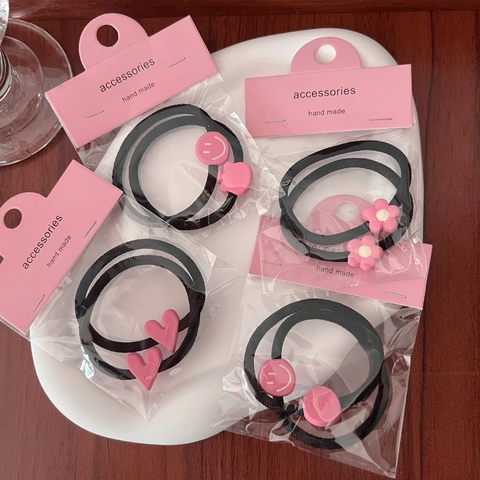 Koreaanse Stijl Zoete Roze Bloem Hart Beer Glimlach Hars Haarelastiekjes Set Zwarte Hoge Elasticiteit Haartouwen Voor Vrouwen Meisjes Dagelijkse Haaraccessoires