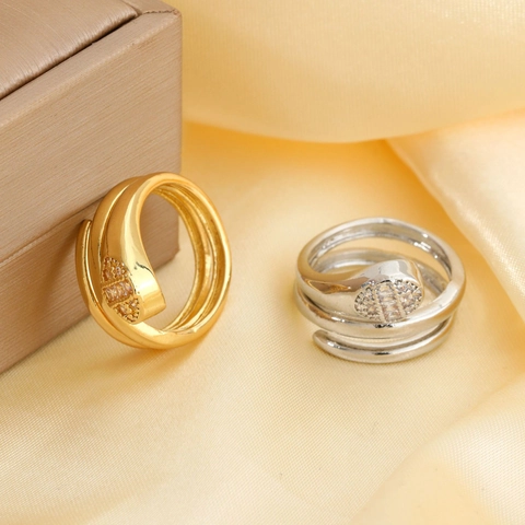 Fashion Copper Snake Shape Open Ring For Women Adjustable Rhinestone Inlaid Gold Silver Animal Zodiac Finger Ring Jewelry