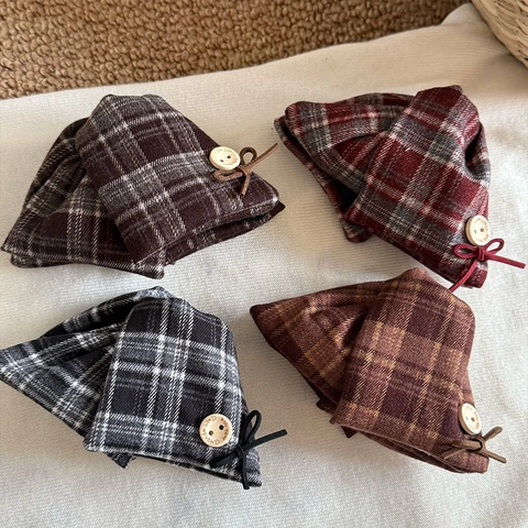Pince à Cheveux en Tissu à Carreaux Vintage Grande Pince Triangle Style Coréen Accessoire Cheveux Avec Bouton en Bois