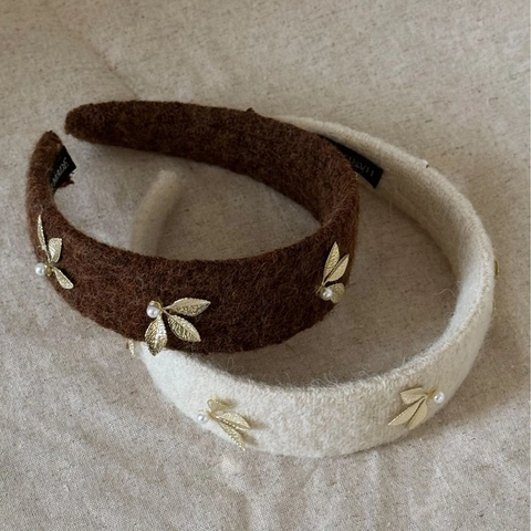 Cerchietto in Lana Vintage Con Foglia di Metallo Dorato E Perla Artificiale Accessori per Capelli Retrò da Donna