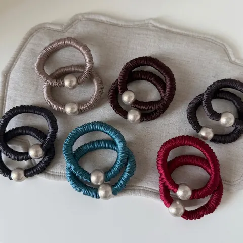 French Style Satin Scrunchies With Artificial Pearl High Elasticity Hair Ties For Women Elegant Solid Color Hair Accessories