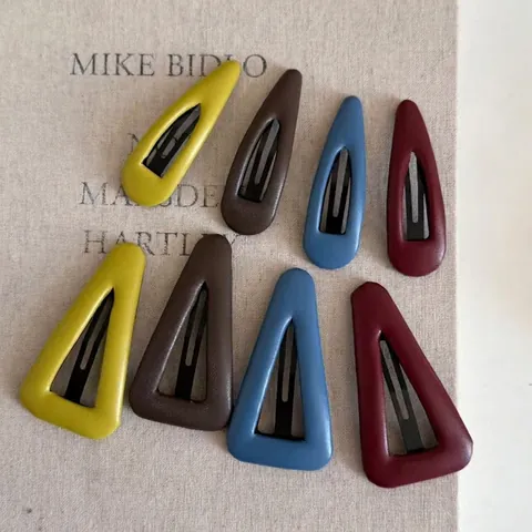 Vintage PU Leder Umwickelt Geometrische Haarspangen Damen Minimalistische Tropfen Dreieck Pony Clip Retro Haarschmuck