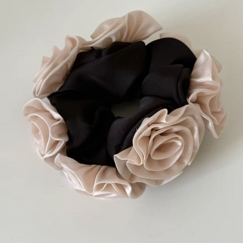 Handmade Satin Three-Dimensional Rose Flower Scrunchie With Artificial Pearl Elegant French Style Hair Tie For Women Hair Accessories