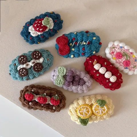 Fermaglio per Capelli in Filato di Lana all'Uncinetto Fatto a Mano Simpatico Clip Laterale a Forma di Frutta Torta Fragola Fiore per Donna Bambini Accessori per Capelli
