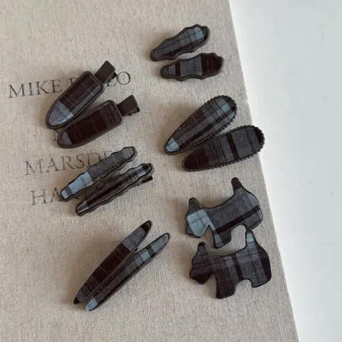 Koreanische Art Plaid Stoff Überzogene Metall Haarklammern Für Damen Blau Braun Karierte Entenschnabel Clips Haar Schmuck