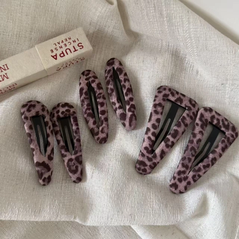 Fashion Pink Leopard Print Hair Clips For Women Fabric Wrapped Metal BB Hairpins Drop Shape Leopard Pattern Hair Accessories