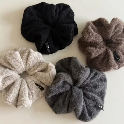 Minimalist Solid Color Knitted Hair Scrunchies For Women Handmade Elastic Plush Hair Ties Autumn Winter Headwear Accessories