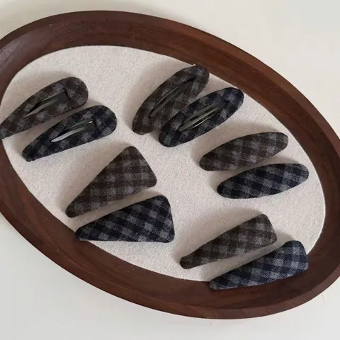 Retro Karierte Stoff BB Haarspangen Wollkaro Geometrische Snap Clips Für Damen Mädchen Täglich College Stil Haarschmuck