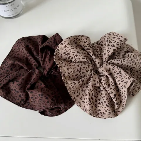 Scrunchie in Raso con Stampa Leopardata Vintage Maillard per Donna Anello per Capelli Elastico Oversize Gioielli per Capelli Stile Francese