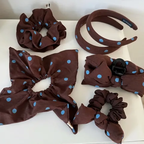 Retro Polka Dot Hair Accessories Set Coffee Blue Fabric Headband Large Scrunchie Bowknot Hair Claw Clip For Women Fashion Headwear