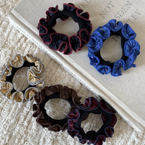 Vintage Gegolfde Rand Haarelastiekjes Voor Dames Contrastkleur Ruffles Hoge Elasticiteit Stof Haaraccessoires