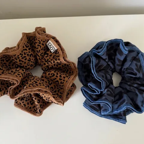 Scrunchie Leopardato Vintage da Donna Elastici per Capelli in Tessuto Fatti a Mano Moda Pendolare Retro Accessori per Capelli