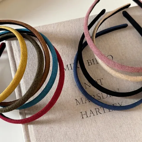 Vintage Corduroy Hairband Elegant Solid Color Slim Headband Handmade Minimalist Hair Hoop Non-Slip Headpiece For Women Daily Accessories