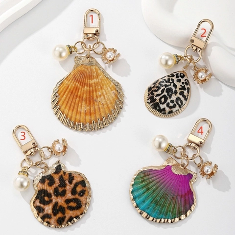 Leopard Print Shell Keychain With Artificial Pearl Alloy Scallop Bag Pendant Gradient Seashell Fashion Accessory For Women