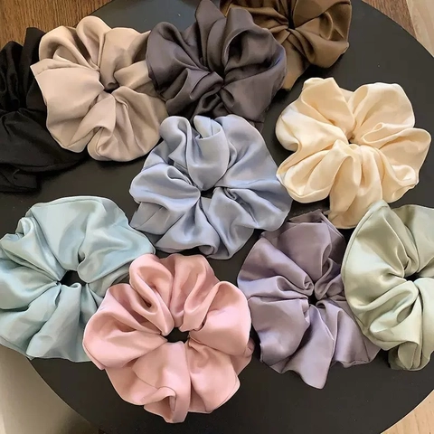 Oversized Satin Scrunchies For Women Korean Style Solid Color Silky Elastic Hair Ties Retro Pleated Hair Bands Hair Accessories