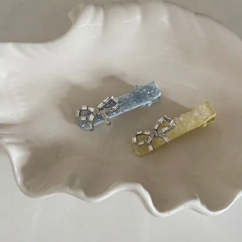 Süß Schleife Strass Haarspangen Für Damen Metall Kristall Textur Pony-Clip Seitenclip Mode Haarschmuck Schmuck Geschenk