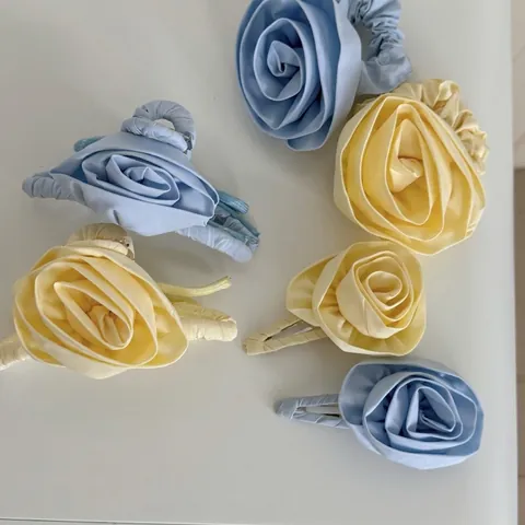 Handmade Satin 3D Rose Flower Hair Clip Elegant Floral Scrunchie For Women Fashion Romantic Hair Accessories Daily Headwear Gift