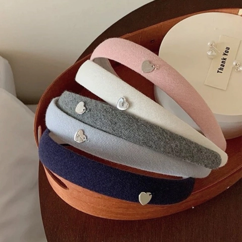French Retro Padded Headband Women Polyester Cotton Fabric Hair Band With Silver Heart Metal Tag Fashion Hair Accessories