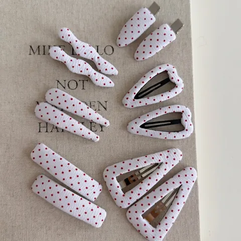 Set di Fermagli per Capelli in Tessuto Vintage con Pois Bianchi e Rossi Clip a Becco d'Anatra per Donna Accessori
