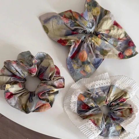 Vintage Ölgemälde-Stil Blumendruck Haargummi Für Damen Handgefertigter Stoff Spitzenbesatz Scrunchies Mode Haarschmuck