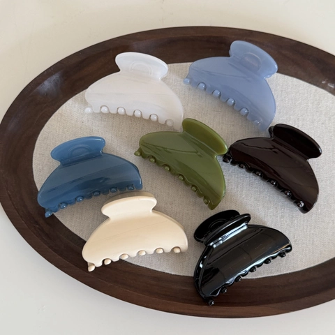 French Style Minimalist Hair Claw Clip Jelly Texture PC Shark Clip For Women Elegant Solid Color Geometric Hair Accessory