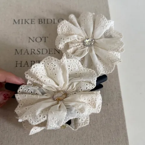 Elegante Pinza per Capelli in Pizzo a Fiore Bianco Crema Stile Coreano Francese Vintage Fatto a Mano Elastico Con Strass Gioielli