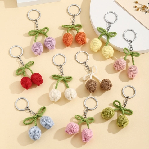 Handgefertigter Gehäkelter Tulpen Schlüsselanhänger Mit Schleife Garn Gestrickte Blume Tasche Anhänger Süßes Auto Zubehör Für Damen