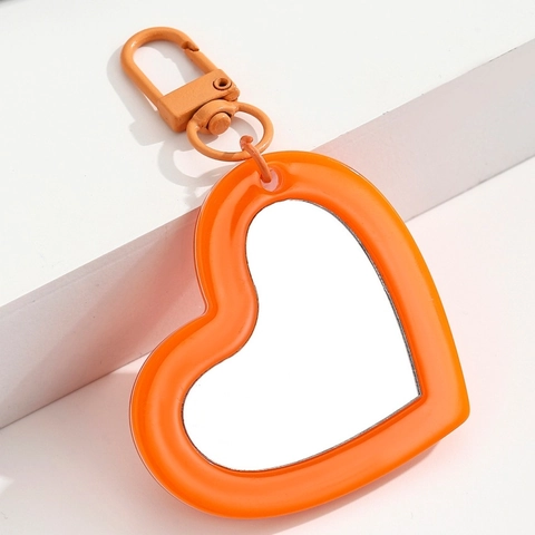 Llavero de Espejo en Forma de Corazón de Acrílico Color de Caramelo Espejo de Mano Portátil Colgante para Bolso Teléfono Llave Joyería Ornamento Regalo