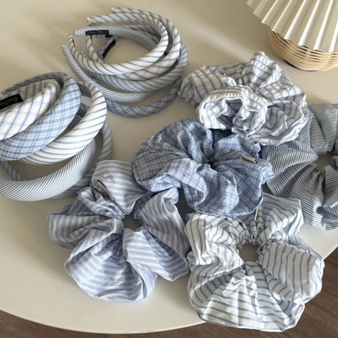 Cerchietti in Tessuto a Righe e Quadri Blu e Bianchi in Stile Coreano e Grandi Scrunchies per Donna Accessori Capelli Moda