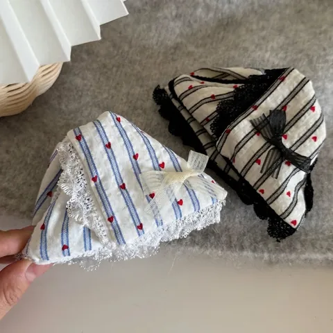 Elegante Stoff Herz Streifen Haarkralle Handgefertigt Spitze Schleife Design Haarspange Süßer Kopfschmuck Für Damen Alltag Accessoire