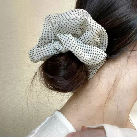 Chouchou en Maille à Pois Fait Main Élégant Élastique à Cheveux en Tissu Accessoires de Cheveux pour Femmes Coiffure Quotidienne