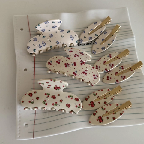 Pinza per Capelli a Molla Francese in Acetato Floreale Donna Dolce Rose Ciliegia Artiglio con Strass Accessori Moda
