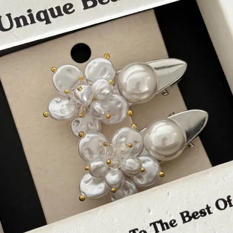 French Elegant Floral Artificial Pearl Duckbill Hair Clip For Women Metal Rhinestone Side Fringe Hairpin Hair Accessories
