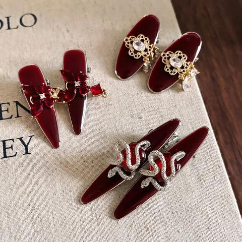 Neue Chinesische Vintage Rote Strass Quaste Haarspange Für Damen Emaille Schlange Floral Seite Haarnadel Neujahr Mode Accessoire