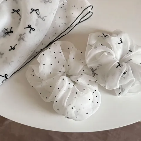 Chouchou en Maille Minimaliste Et Foulard Pour Cheveux Blanc Noir à Pois Nœud Élastiques Cheveux Pour Femmes Accessoire