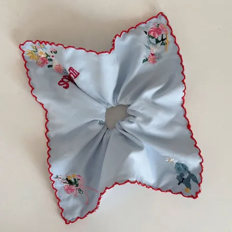 Elastici per Capelli Vintage Con Ricamo Floreale a Forma di Coniglio Per Donna Tessuto a Quadretti Celeste Con Fiocco Pizzo Perla Artificial Ornamento Elegante Copricapo