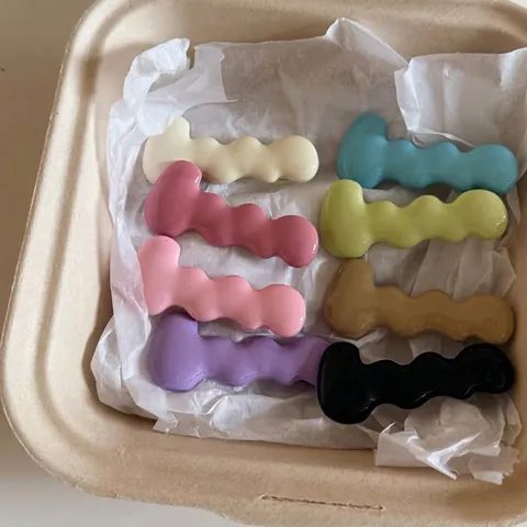 Molletta per Capelli in Metallo a Onda Stile Coreano Colorata Clip per Frangia Laterale Geometria Minimalista per Donna Quotidiano