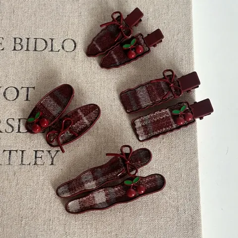 Retro Wijnrood Geruit Haarklem voor Dames Metaal Kers Strik Decor Ovaal Zijclip Zoet Mode Dagelijks Haaraccessoires
