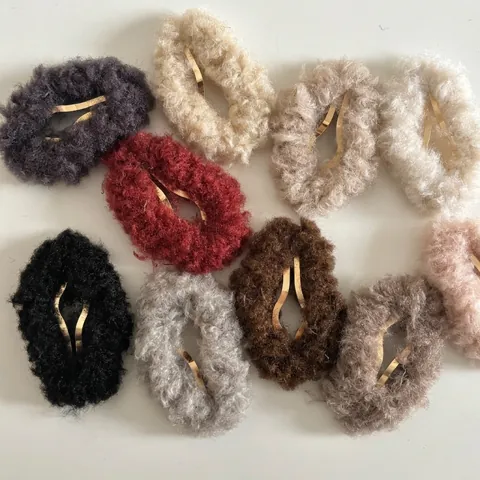 Pinza para el Cabello BB de Peluche de Nube Otoño Invierno Horquilla de Forro Polar Cálida y Suave Minimalista para Mujeres Niños Joyería